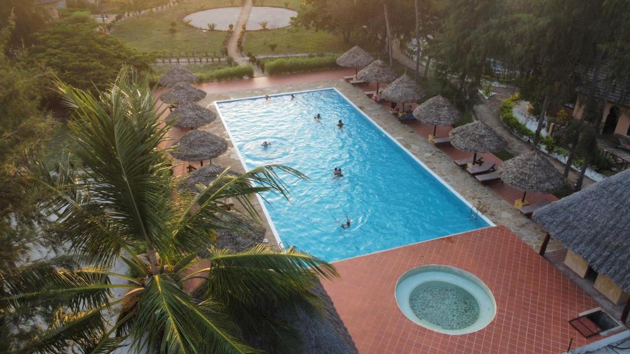 Vrclub Paje Palms Beach Resort Εξωτερικό φωτογραφία
