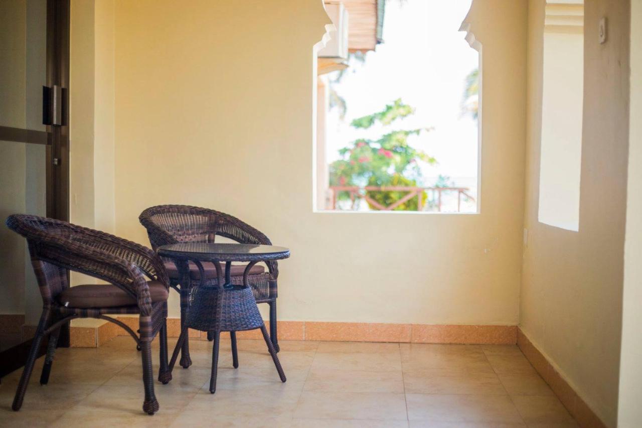 Vrclub Paje Palms Beach Resort Εξωτερικό φωτογραφία
