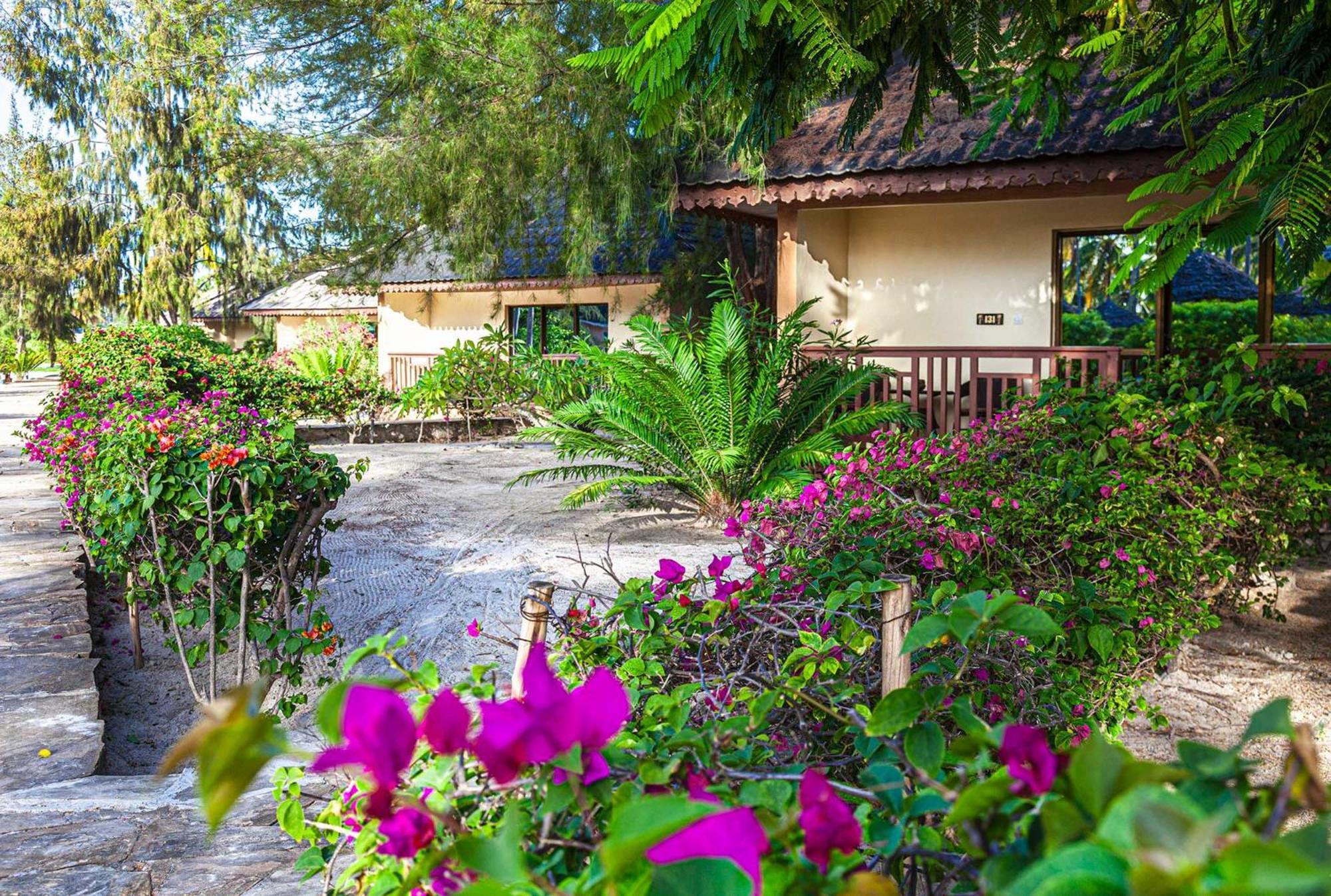 Vrclub Paje Palms Beach Resort Εξωτερικό φωτογραφία
